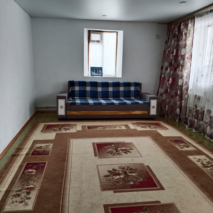 Продам два дома в одном дворе