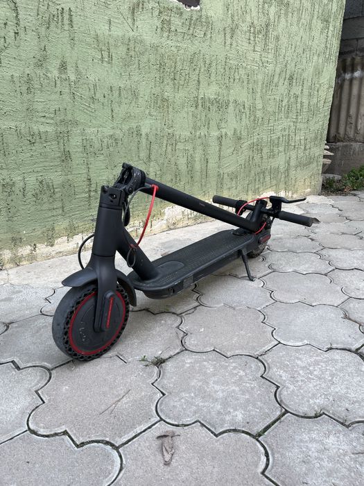 Электросамокат Xiaomi Mi M365 Pro