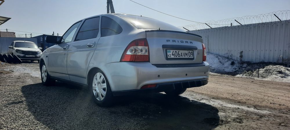 Ваз Лада Приора 2013