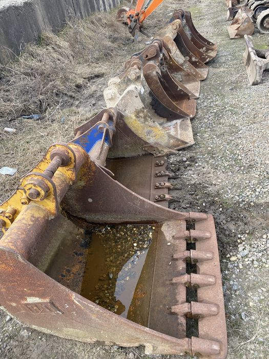 Cupa miniescavator CAT 4- 10 to