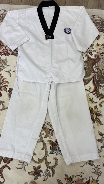 Спорт одежда для таэквандо