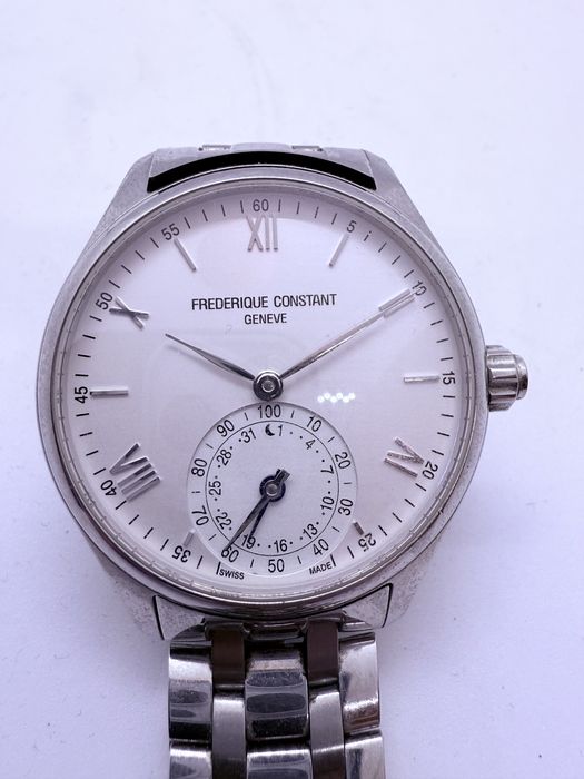 Часы Frederique Constant с шагомером и bluetooth