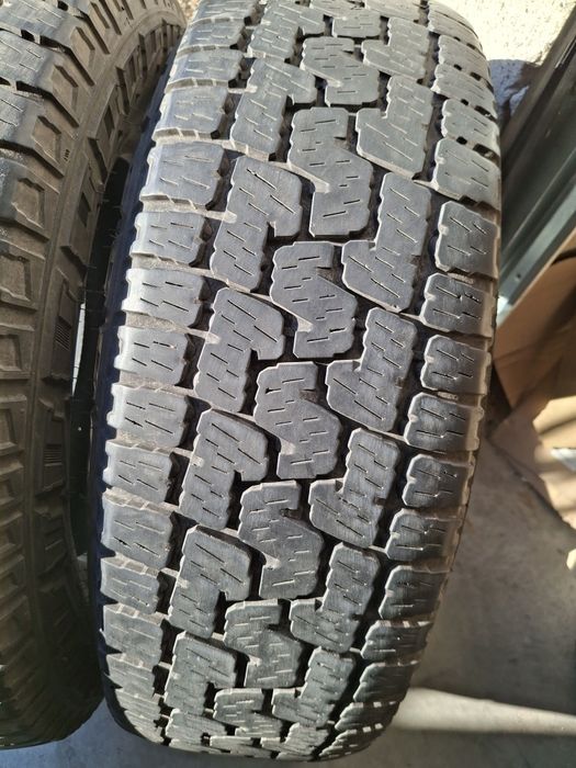 2 Anvelope de iarnă  245 70 r17 Pirelli