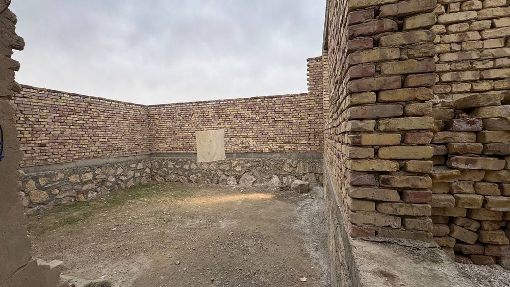 Продам участок, недостроенный, новый