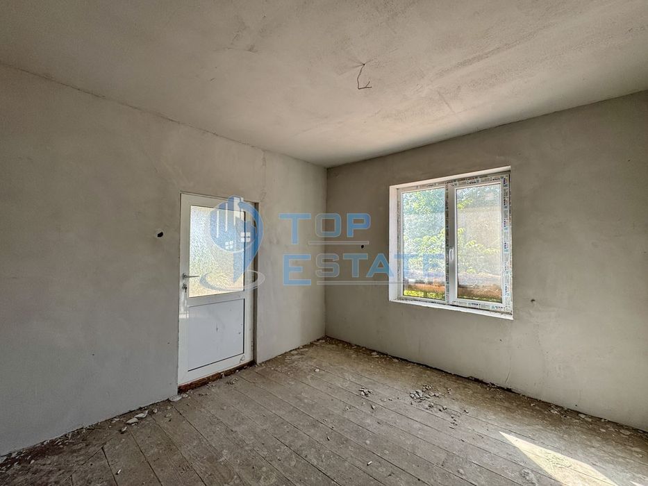 Продава се Къща в с. Янтра, Област Велико Търново - 100 кв.м за 250 €/кв.м - Снимка #8