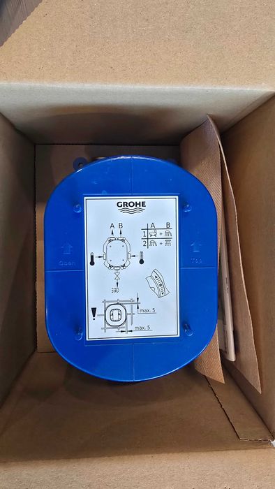 Продавам НОВА Термостатна Душ система GROHE