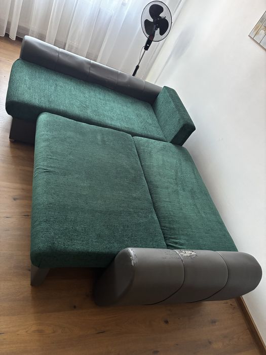 Vand Colțar verde inchis