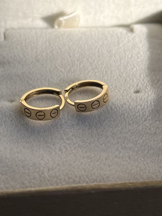 Cercei AUR 18K -600 lei /Gr . Ca nou