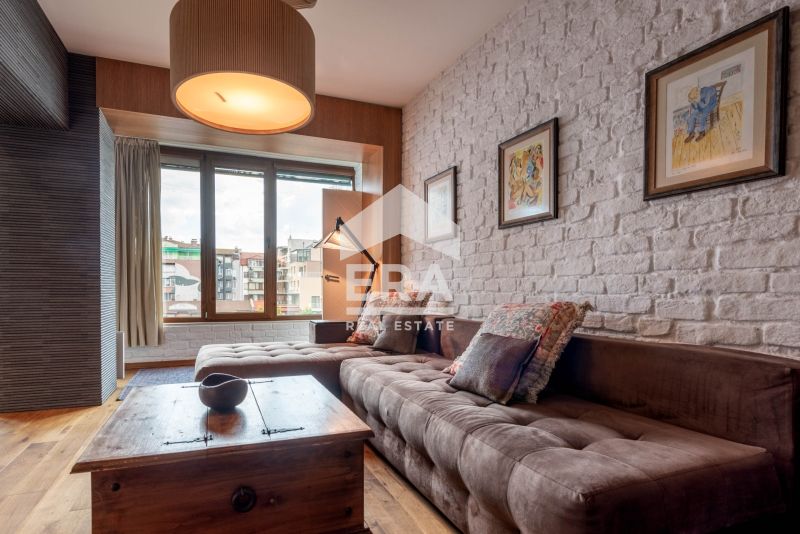 Продава се Двустаен апартамент в Варна, Център - 60 кв.м за 4834 €/кв.м - Снимка #9