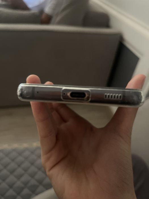 Samsung S21 Fe продам без торга