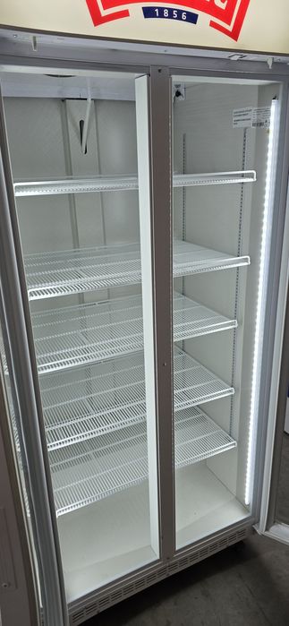 Vitrina frigorifica dubla mezeluri lactate băuturi