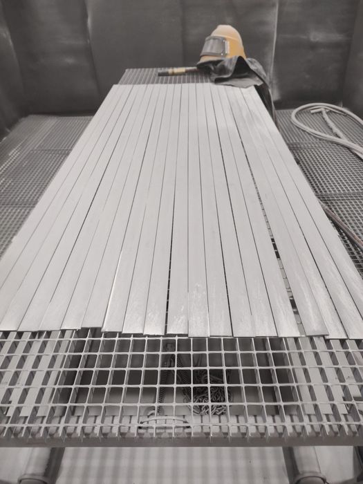 Sablare/VOPSIRE electrostatica