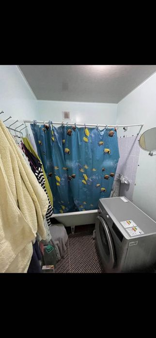 Продается квартира в 4 микрорайоне 2х комнатная