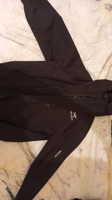 Arc’teryx оригинал Gore-Tex куртка срочно