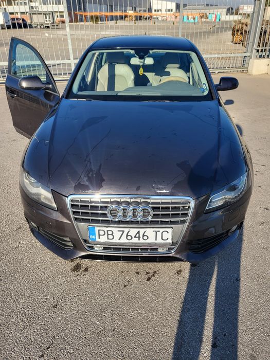 Ауди 4 тъмно сиво