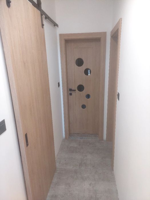 Монтаж на входни и интериори врати 100лв