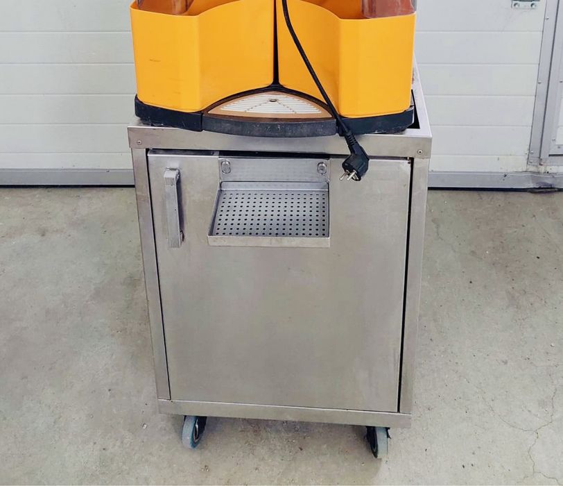 Dulap inox special pentru colectarea de coji la Zumex, Citrocasa etc