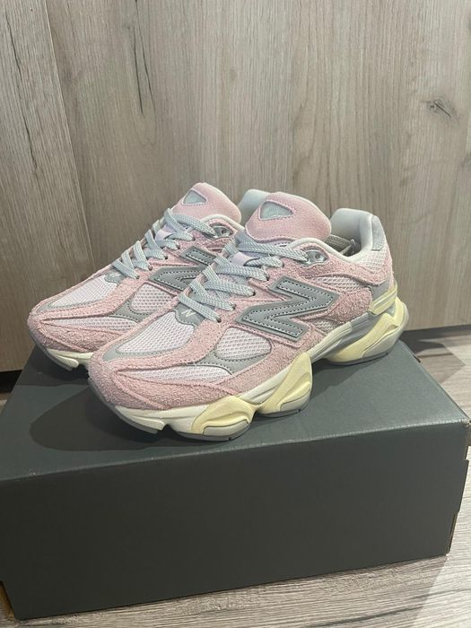 38 New Balance 9060