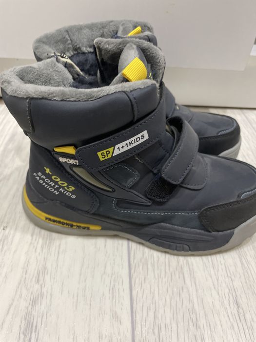 Продам сапоги  для мальчика