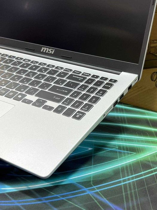 MSI MODERN 15 F13MG-898XUZ i5-1334U/16/512/Display 15'6 FHD IPS/