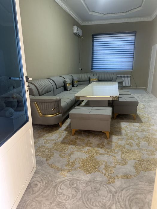 Ховли сотилади инфинбанк рупарасида