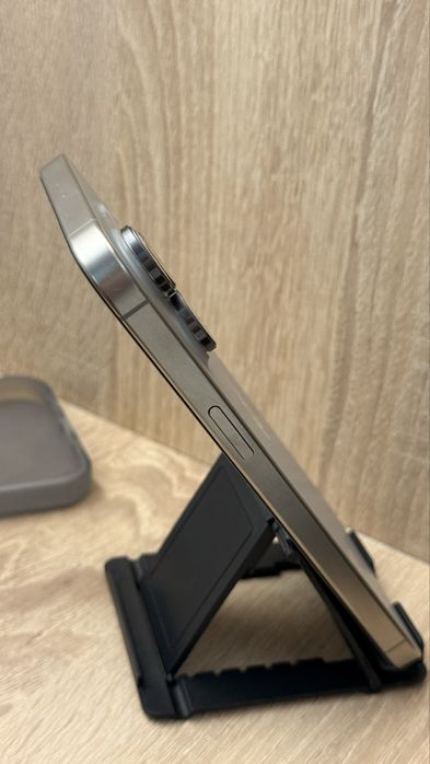 Iphone 15 pro max natural