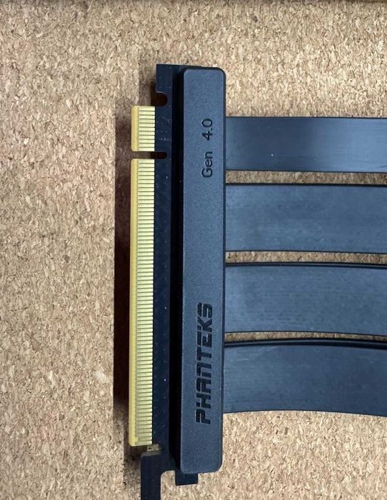 Extensie slot (riser) PCIe 4.0 x16 - 300mm - PHANTEKS Flatline - 180°