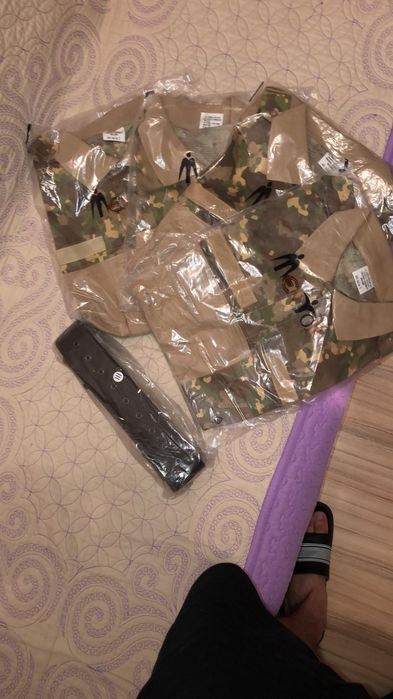 Ținută,uniformă,costum, echipament ,compleu combat