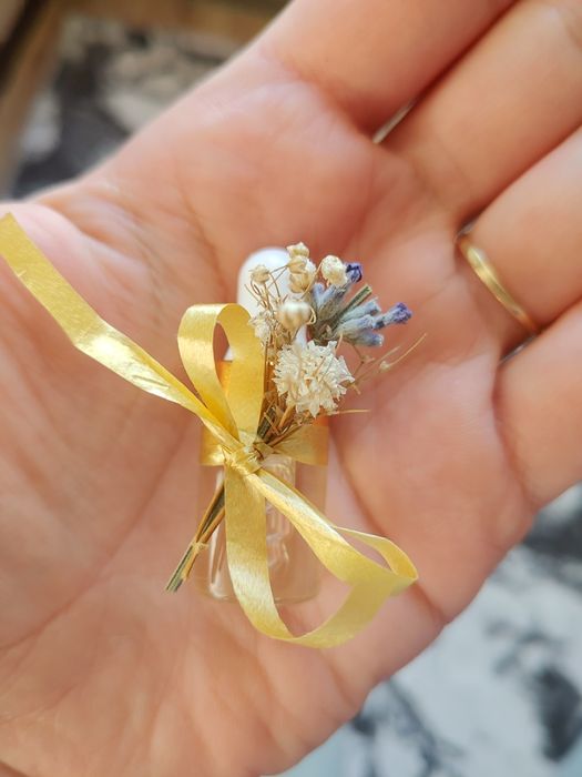 Подаръци за гости - Ръчно изработени мини парфюмчета