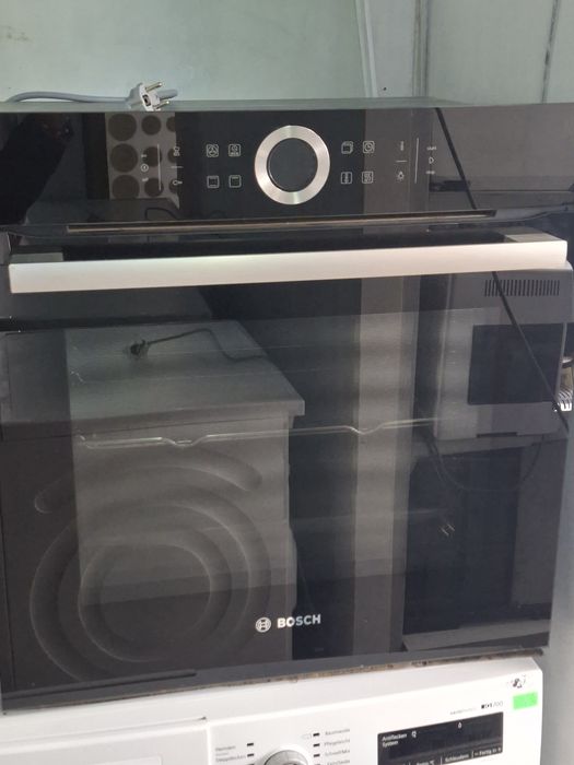 Фурна за вграждане BOSCH Serie 8