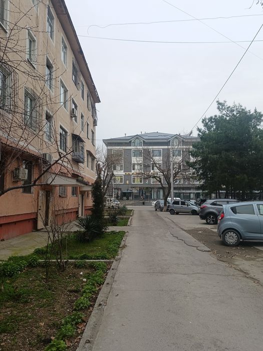 3хона уй сотилади, 70кв.м.