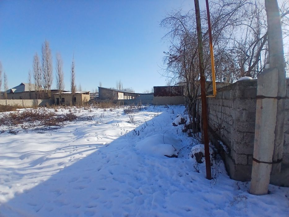 Учаска  сотилади