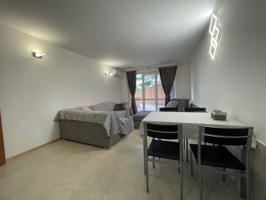 Продава се Двустаен апартамент в Свети Влас - 62 кв.м за 871 €/кв.м - Снимка #1