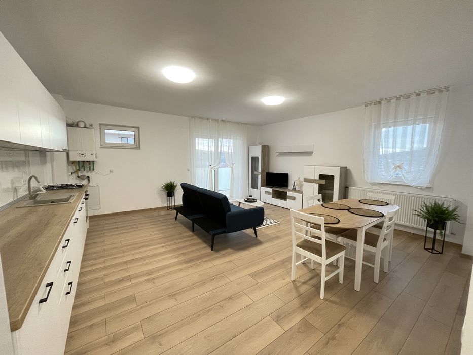 Apartament cu 2 camere de inchiriat 65 mp