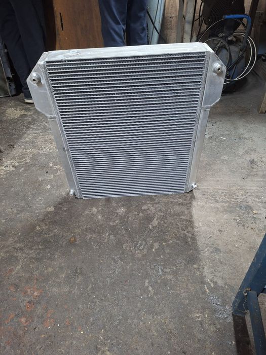 Radiator răcire buldo excavator jcb