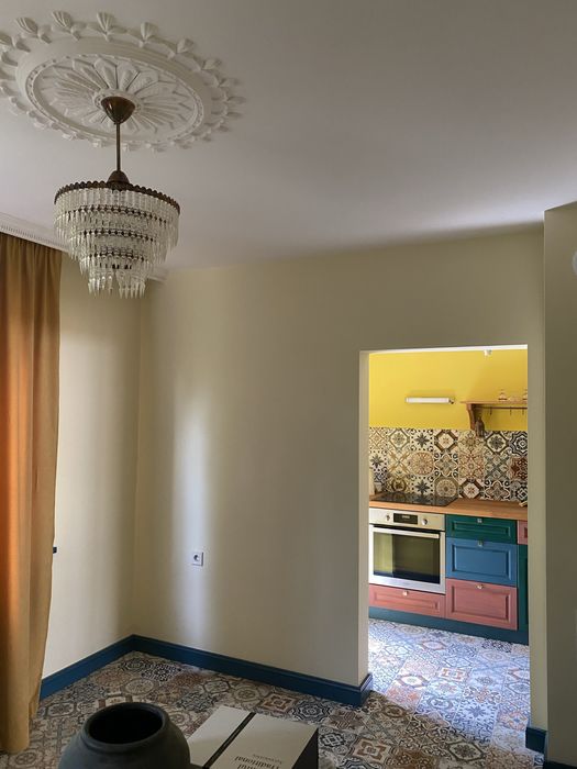 Продава се просторен апартамент в центъра на Велико Търново