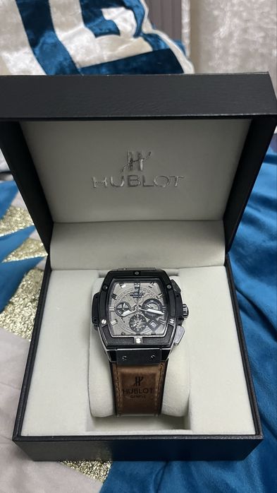 Продам часы хаблот