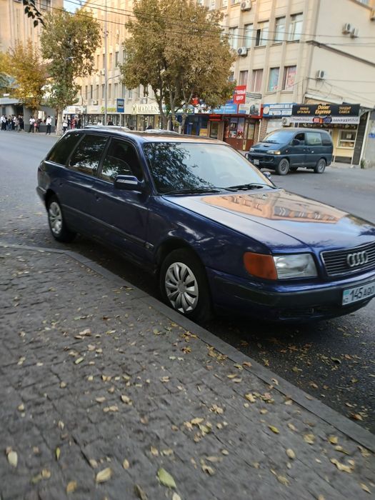 Ауди 100универсал