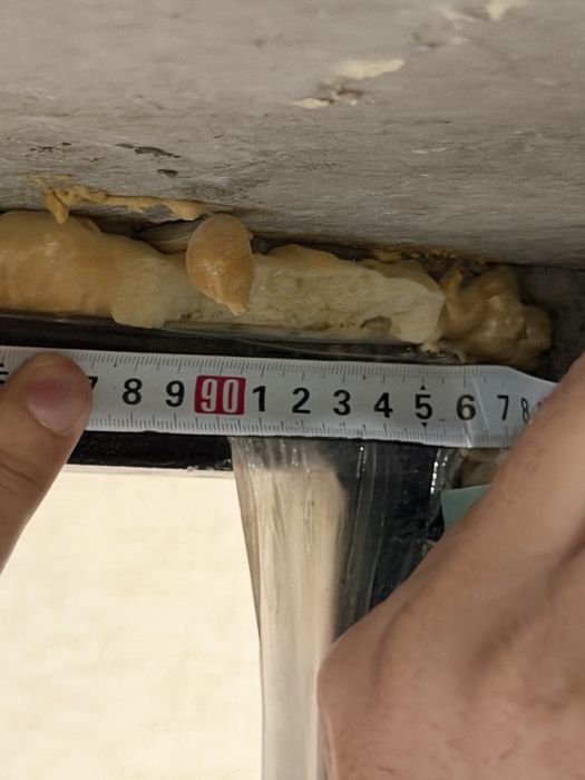 Продается входной дверь