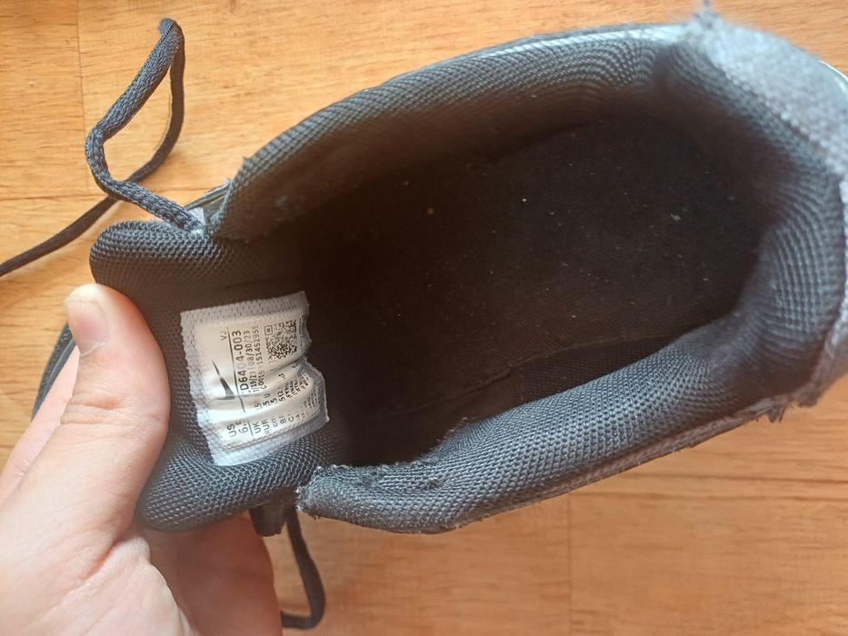 Nike кроссовки 37-38 стопа
