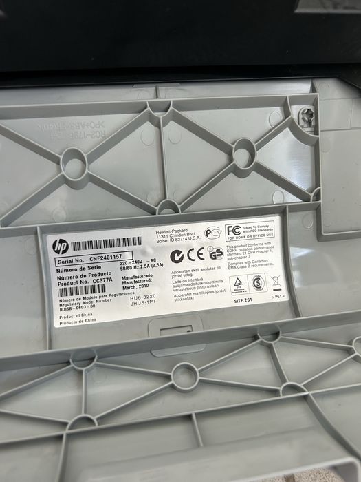 Продам Принтер HP Color LaserJet CP1515n