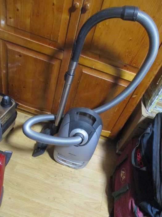 aspirator miele 2200-W