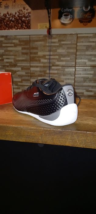Adidasi Puma Drift  Cat 7S Ultra, Mercedes AMG PETRONAS