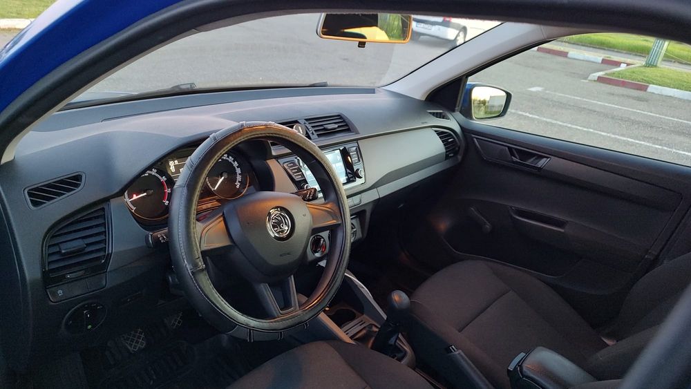 Skoda Fabia 2020/1.0 Benzina/Revizii la zi/Fara investitii/142000 Km/Negociabil/Întreținuta exemplar