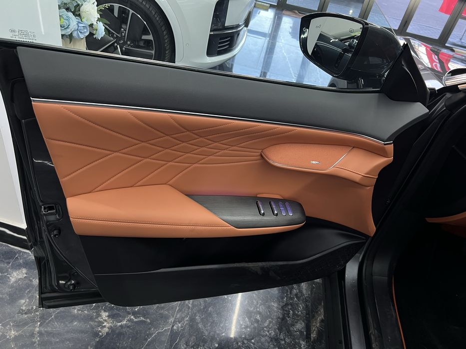 Deepal s07 gibrid 215 km