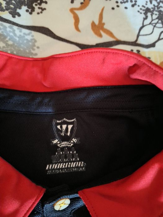 Тениска на Liverpool и подарък !