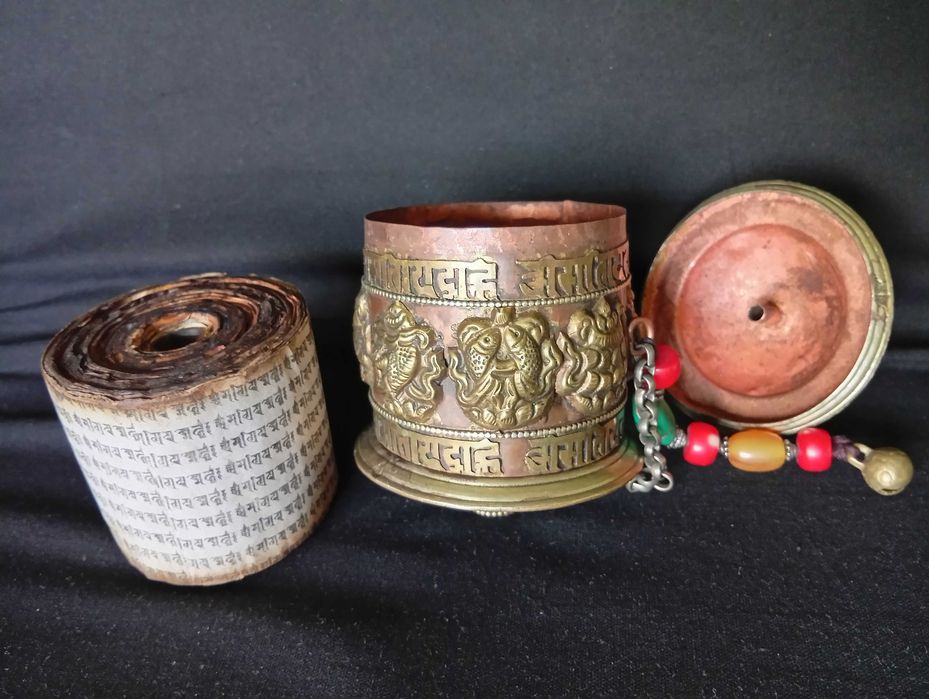 Будистко духовно молитвено колело