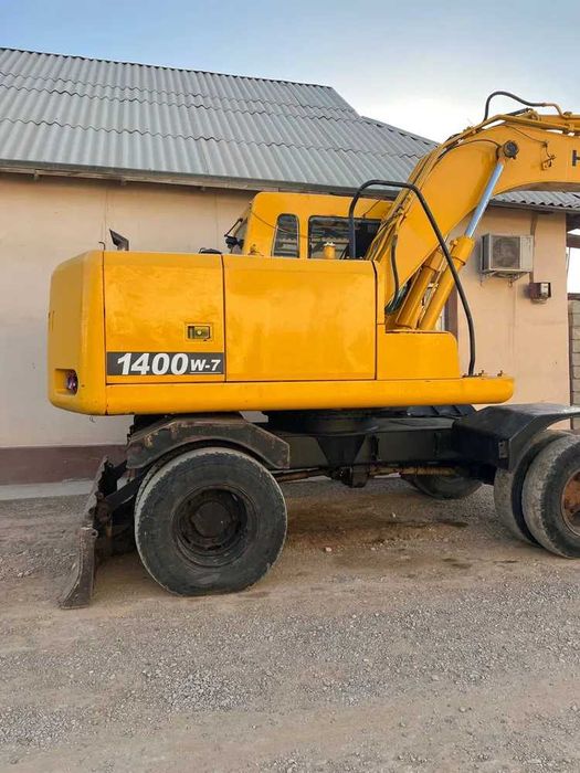 Sotiladi eskavator Hyundai 1400 lik 2004 yil
