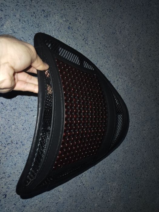 Avtomobil o‘rindig‘i uchun bambuk donachali massajli bel suyanchig‘i