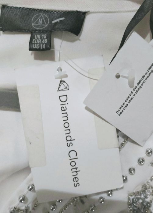 Rochie elegantă nouă, cu etichetă